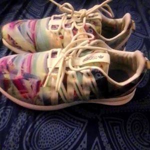 Adidas women's shoes size 9